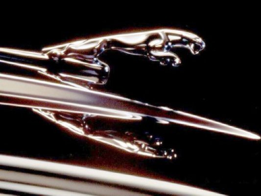 Un nou logo pentru Jaguar